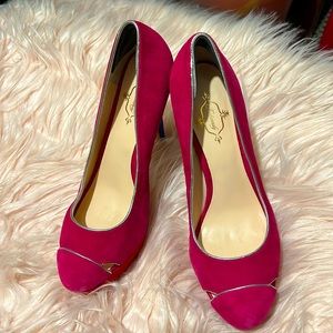 Footcandy women pinks leather  heels size 8B